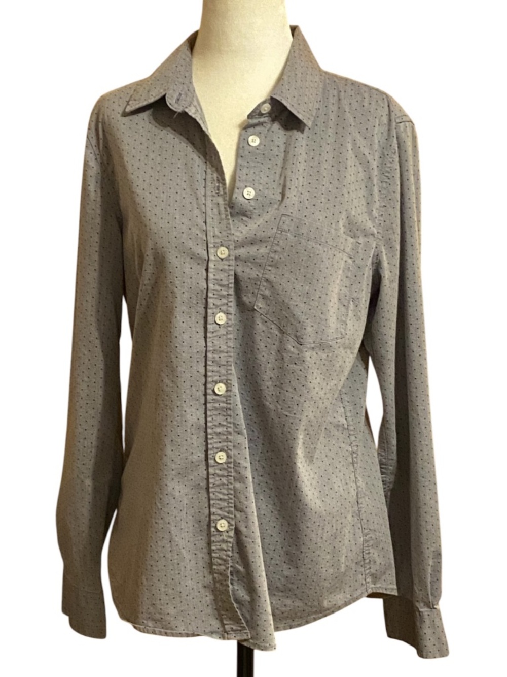 Lila Rose polka dot long sleeve collared button up. Sz M